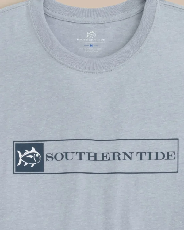 Southern Tide Heather St Banner Year Front Graphic Short Sleeve T-Shirt< T-Shirts