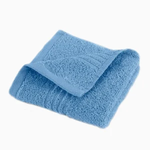 WPH Performance 5.0 Towel - Little Boy Blue< Towels & Bath Mats