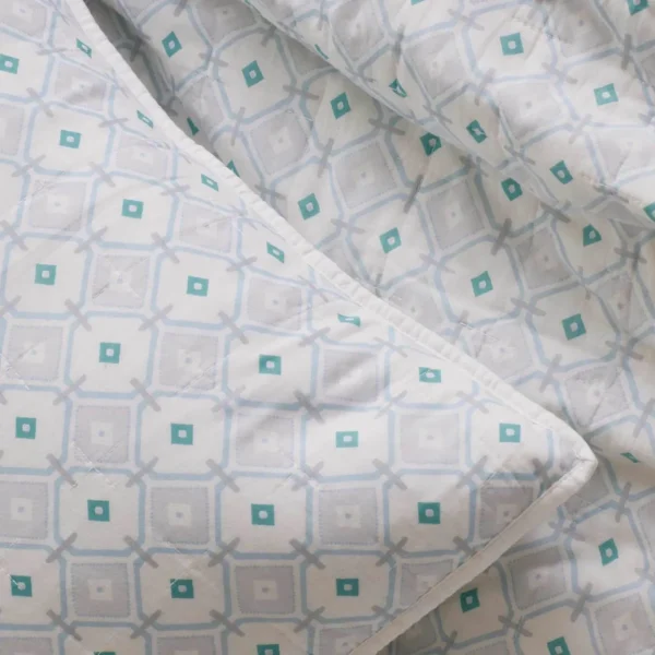 WPH Southern Tide Emerald Isle Quilt< Comforters & Quilts